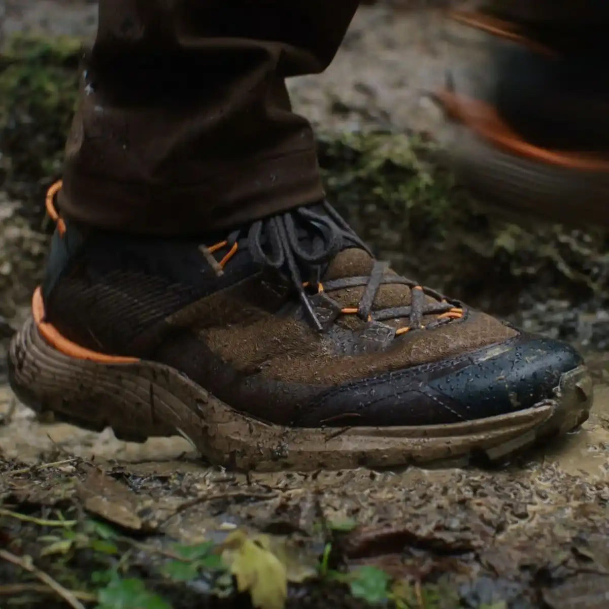 Trail Junction Mid 4" Black Olive/Port