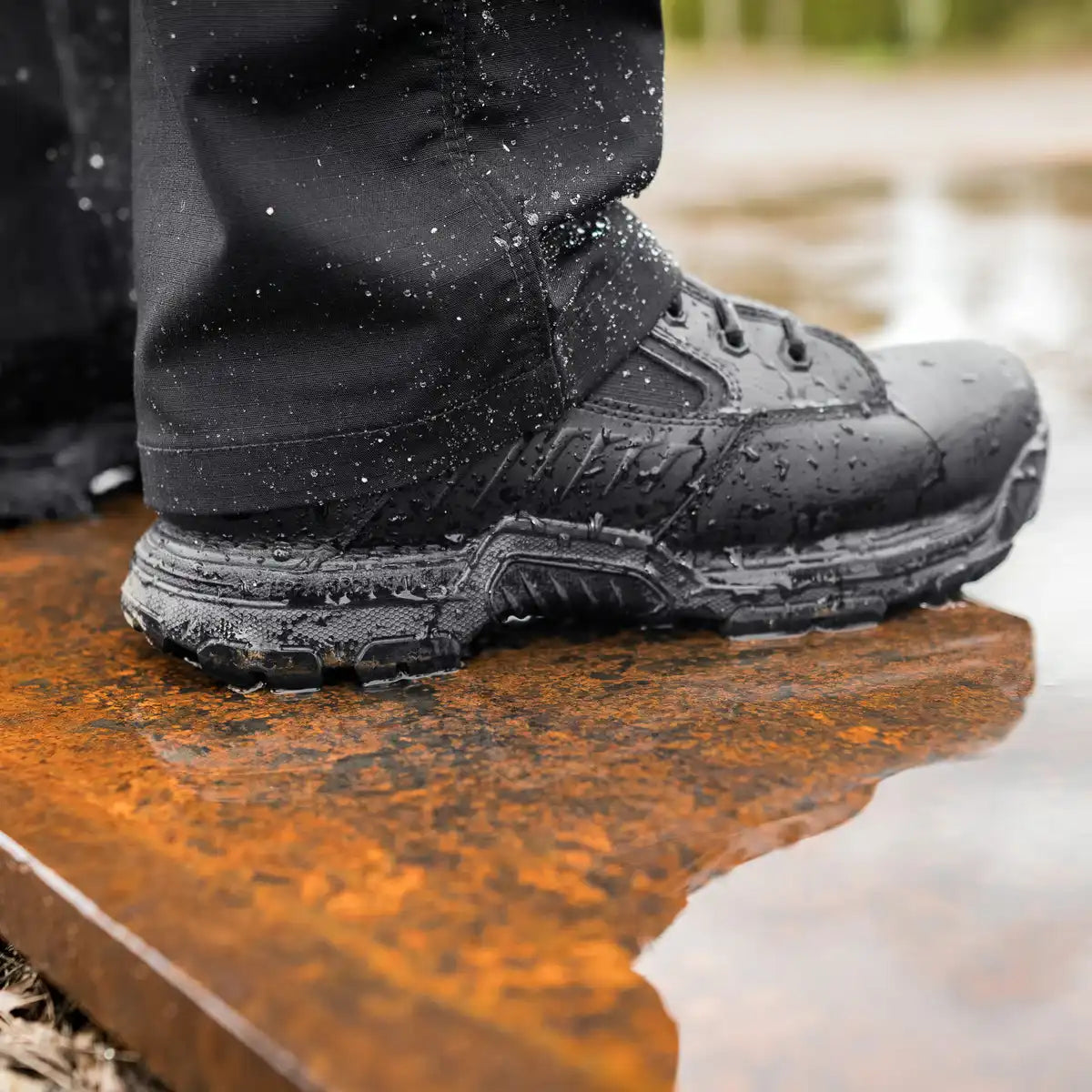 StrikerBolt 4.5" Black GTX